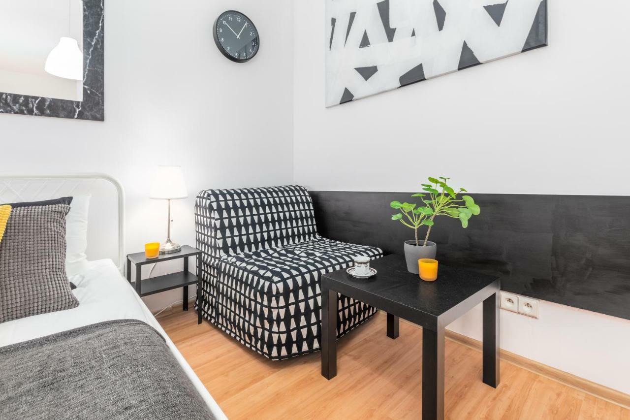 Apartments Wilcza 55 By Noclegi Renters Varsavia Esterno foto